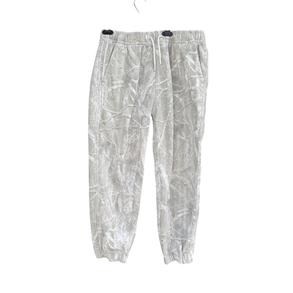Abercrombie & Fitch Men's Essential Baggy Sweatpants in a Light Gray Camo M